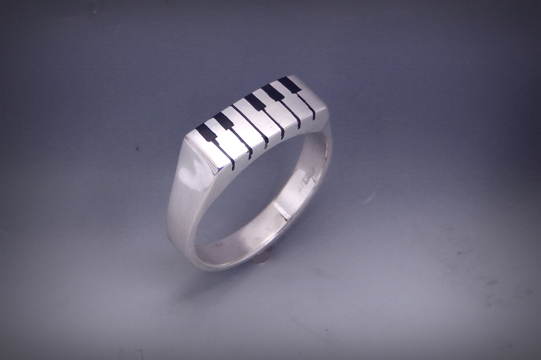 Keyboard Ring (men's size)